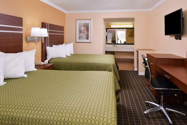  - Americas Best Value Inn Azusa - I-210, Exit 40
