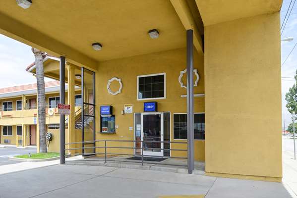 Exterior view - Americas Best Value Inn Azusa - I-210, Exit 40