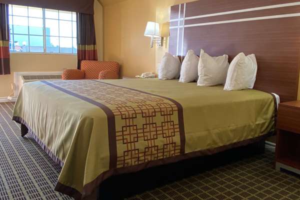  - Americas Best Value Inn Azusa - I-210, Exit 40