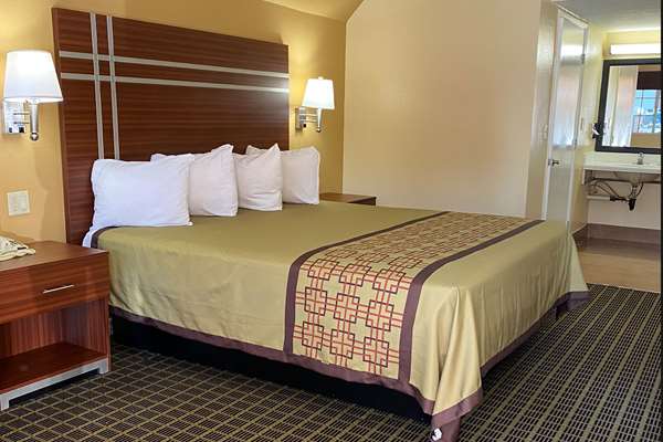  - Americas Best Value Inn Azusa - I-210, Exit 40