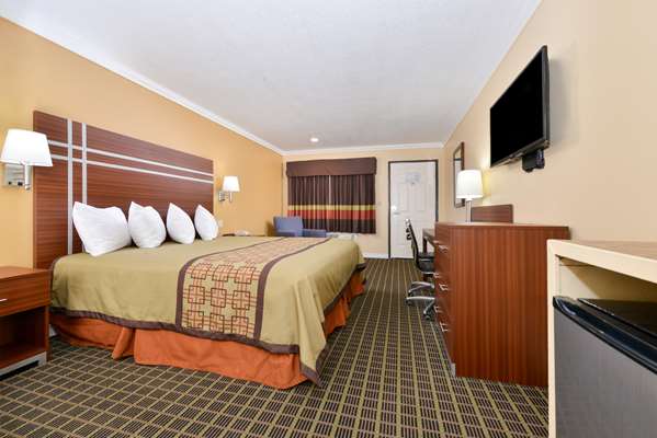  - Americas Best Value Inn Azusa - I-210, Exit 40