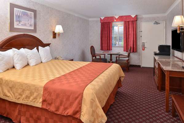  - Americas Best Value Inn & Suites Fontana - I-10, Exit 64