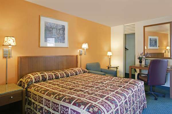  - Americas Best Value Inn Livermore