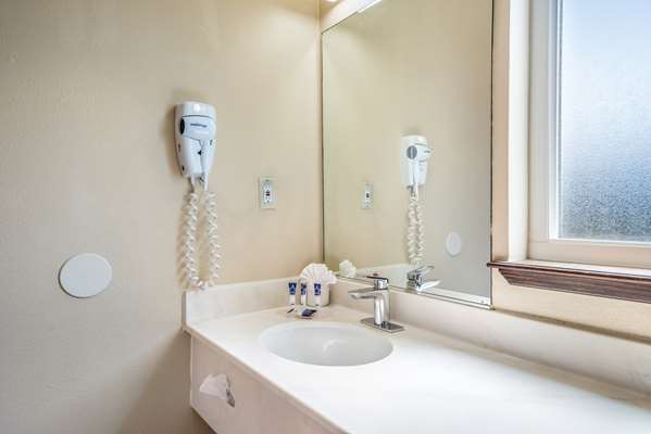  - Americas Best Value Inn Pacifica - CA 1, Exit 505