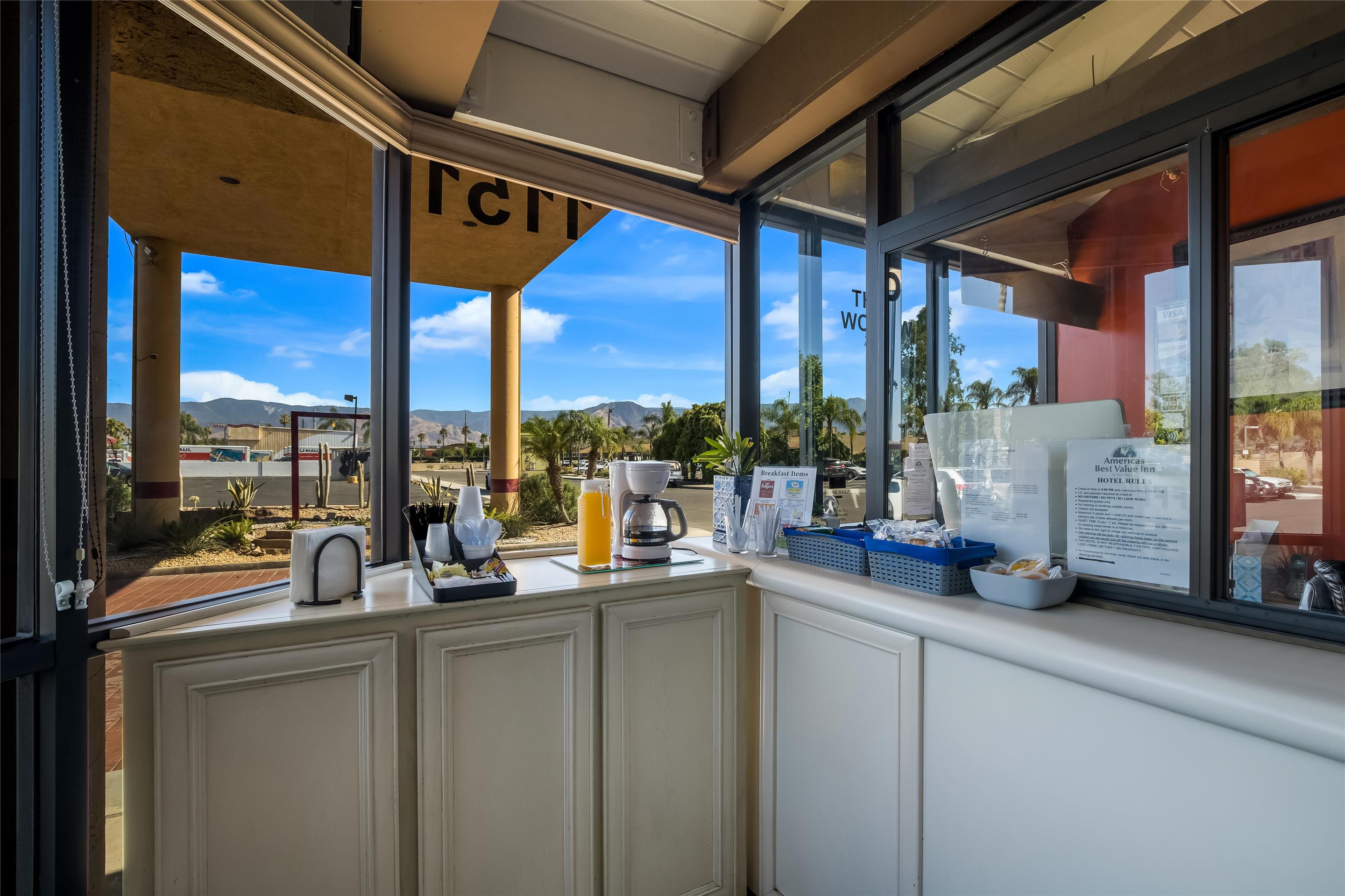ABVI Redlands San Bernardino Lobby | Americas Best Value Inn Redlands San Bernardino
