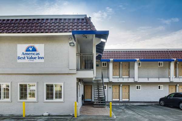 Exterior view - Americas Best Value Inn Richmond