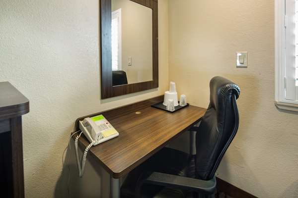  - Americas Best Value Inn Richmond
