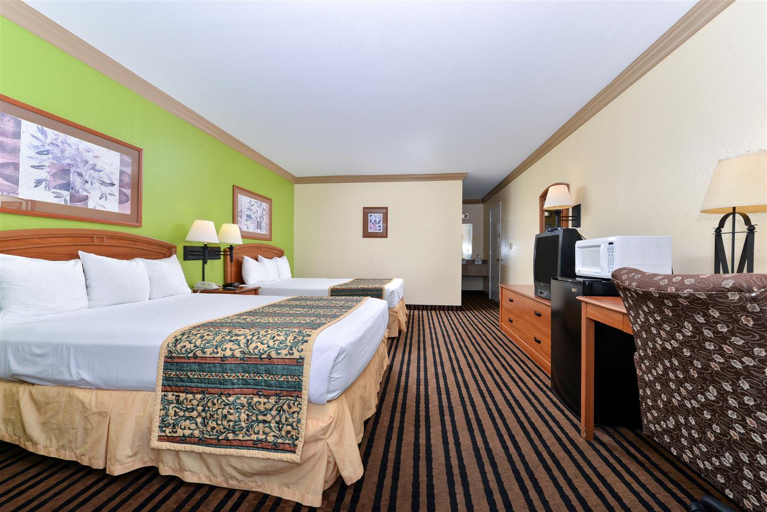 Americas Best Value Inn & Suites Vacaville I80, Exit 55, CA See Discounts