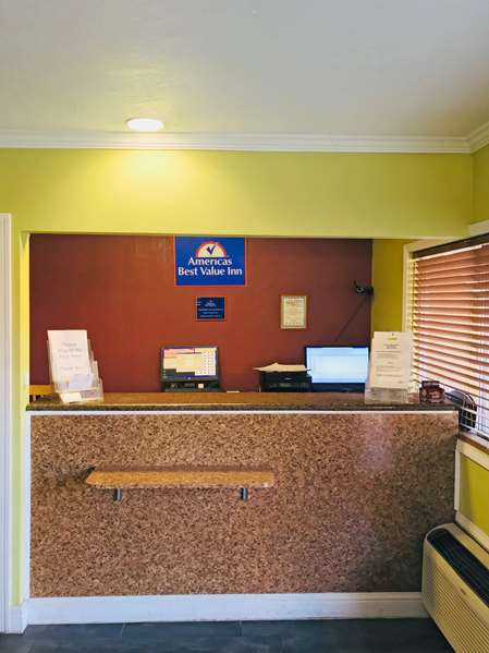  - Americas Best Value Inn Visalia