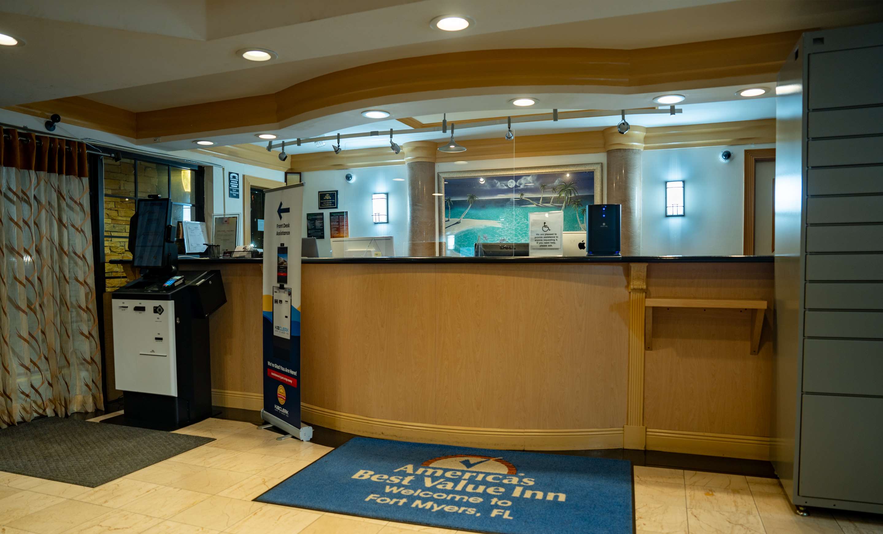 Reception | Americas Best Value Inn Fort Myers