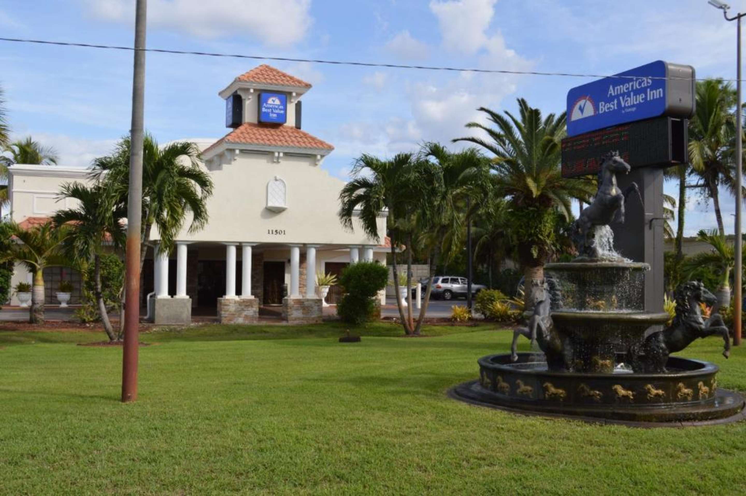Exterior | Americas Best Value Inn Fort Myers