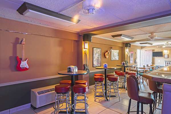 Bar - Americas Best Value Inn & Suites West Melbourne - I-95, Exit 180
