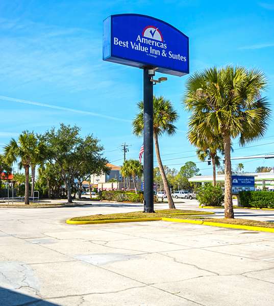 Exterior view - Americas Best Value Inn & Suites West Melbourne - I-95, Exit 180