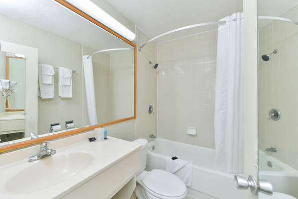  - Americas Best Value Inn Sarasota