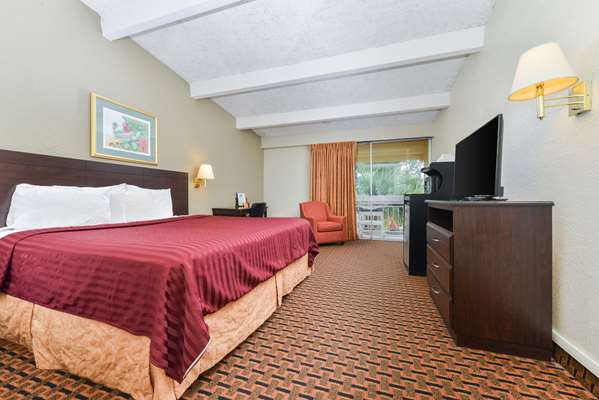  - Americas Best Value Inn Sarasota