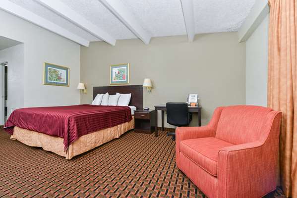  - Americas Best Value Inn Sarasota