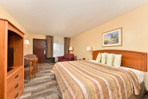  - Americas Best Value Inn St Augustine Beach