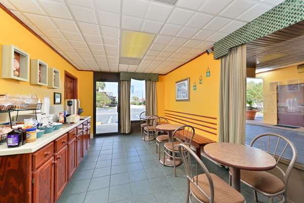 Restaurant - Americas Best Value Inn St Augustine Beach