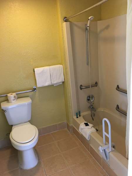  - Americas Best Value Inn & Suites Conyers - I-20, Exit 80