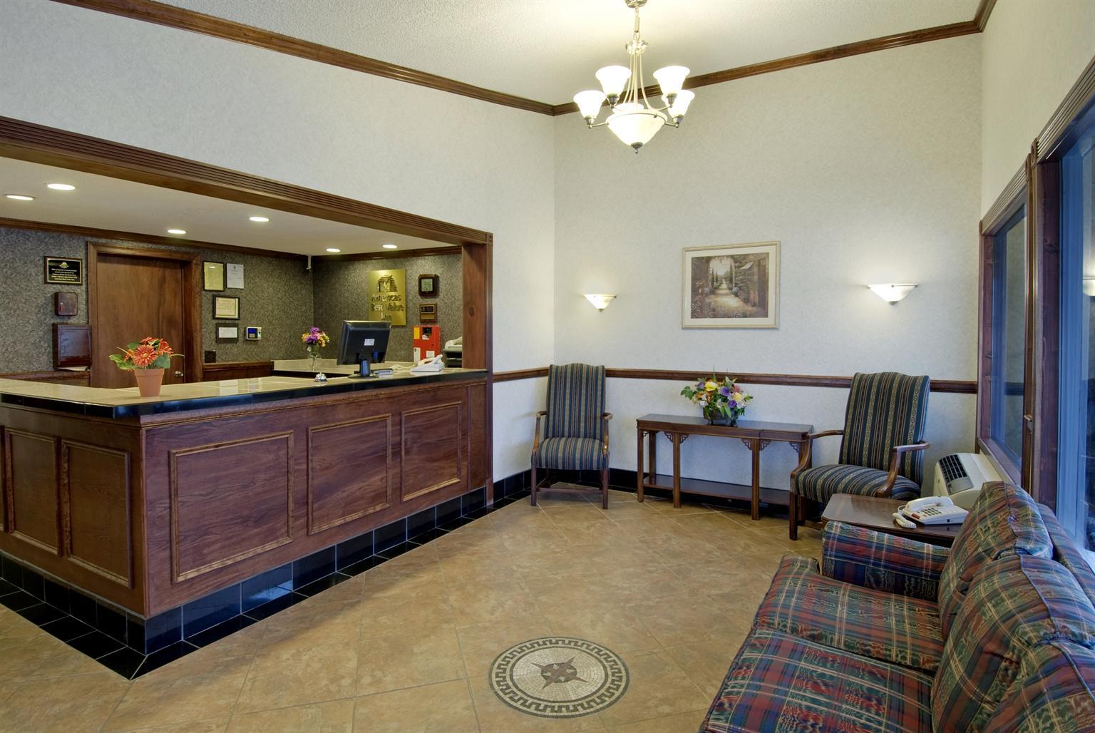 Lobby | Americas Best Value Inn Conyer