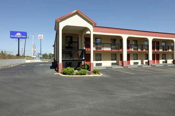 Exterior view - Americas Best Value Inn & Suites Southwest Macon - I-475, Exit 3