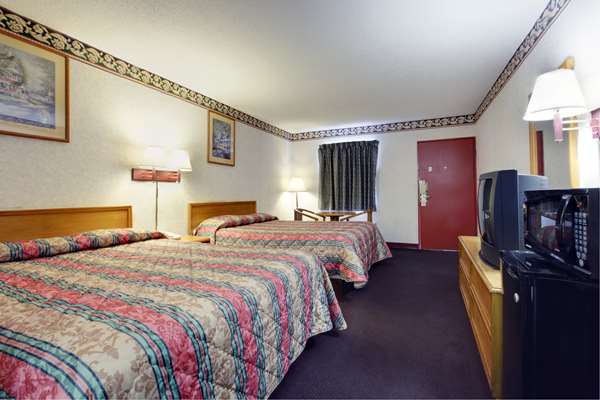  - Americas Best Value Inn & Suites Southwest Macon - I-475, Exit 3