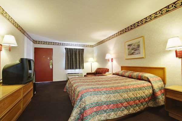  - Americas Best Value Inn & Suites Southwest Macon - I-475, Exit 3
