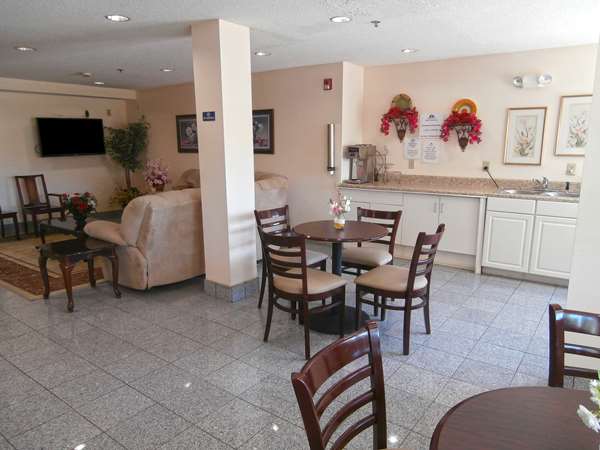  - Americas Best Value Inn McDonough - I-75, Exit 216
