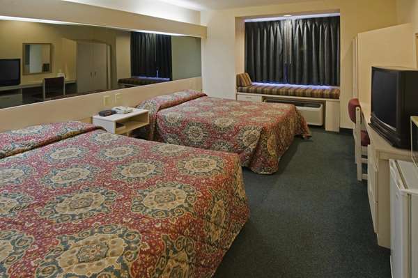  - Americas Best Value Inn McDonough - I-75, Exit 216