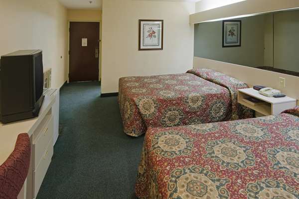  - Americas Best Value Inn McDonough - I-75, Exit 216