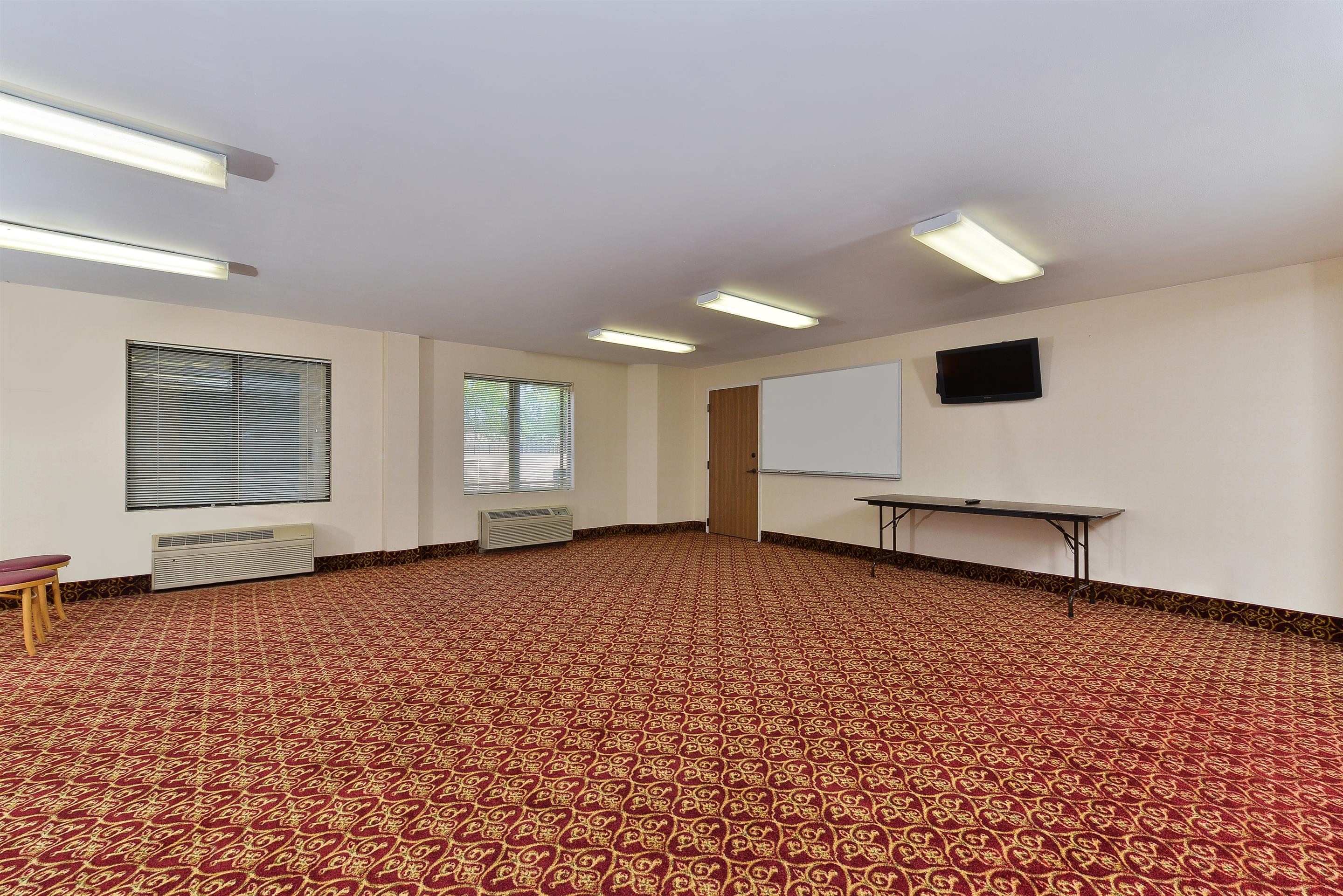Conference Room | America's Best Value Inn & Suites, Atlanta - Morrow