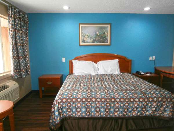  - Americas Best Value Inn Midtown Savannah