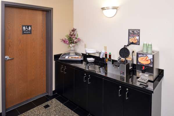 Restaurant - Americas Best Value Inn Collinsville - I-55 & I-70, Exit 11