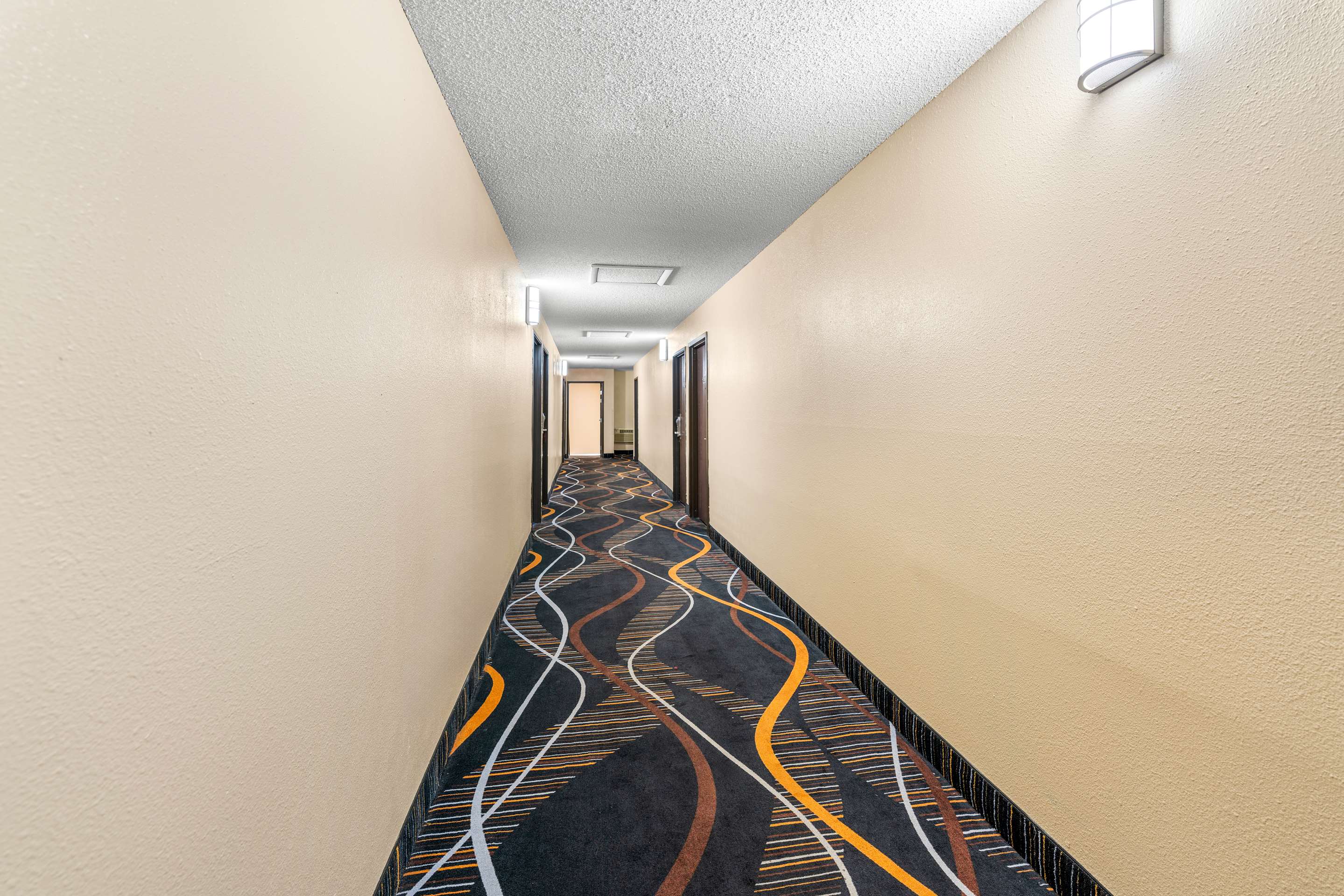 ABVI Hallway | Americas Best Value Inn Decatur, IL