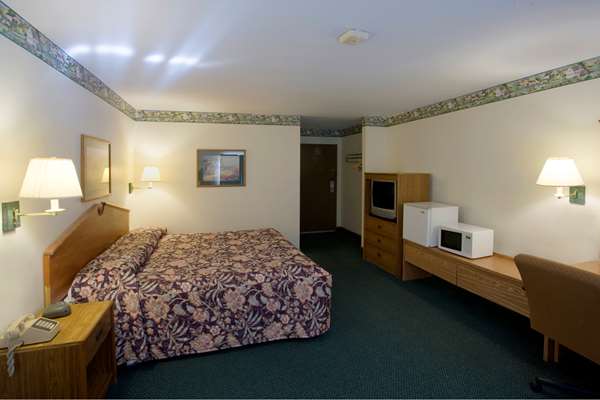  - Americas Best Value Inn Litchfield
