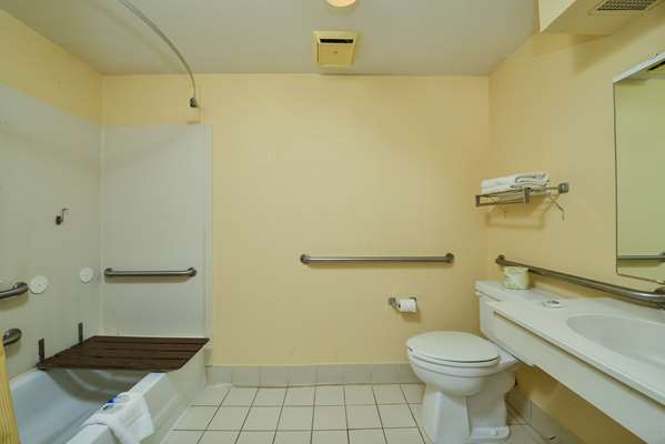  - Americas Best Value Inn Evansville