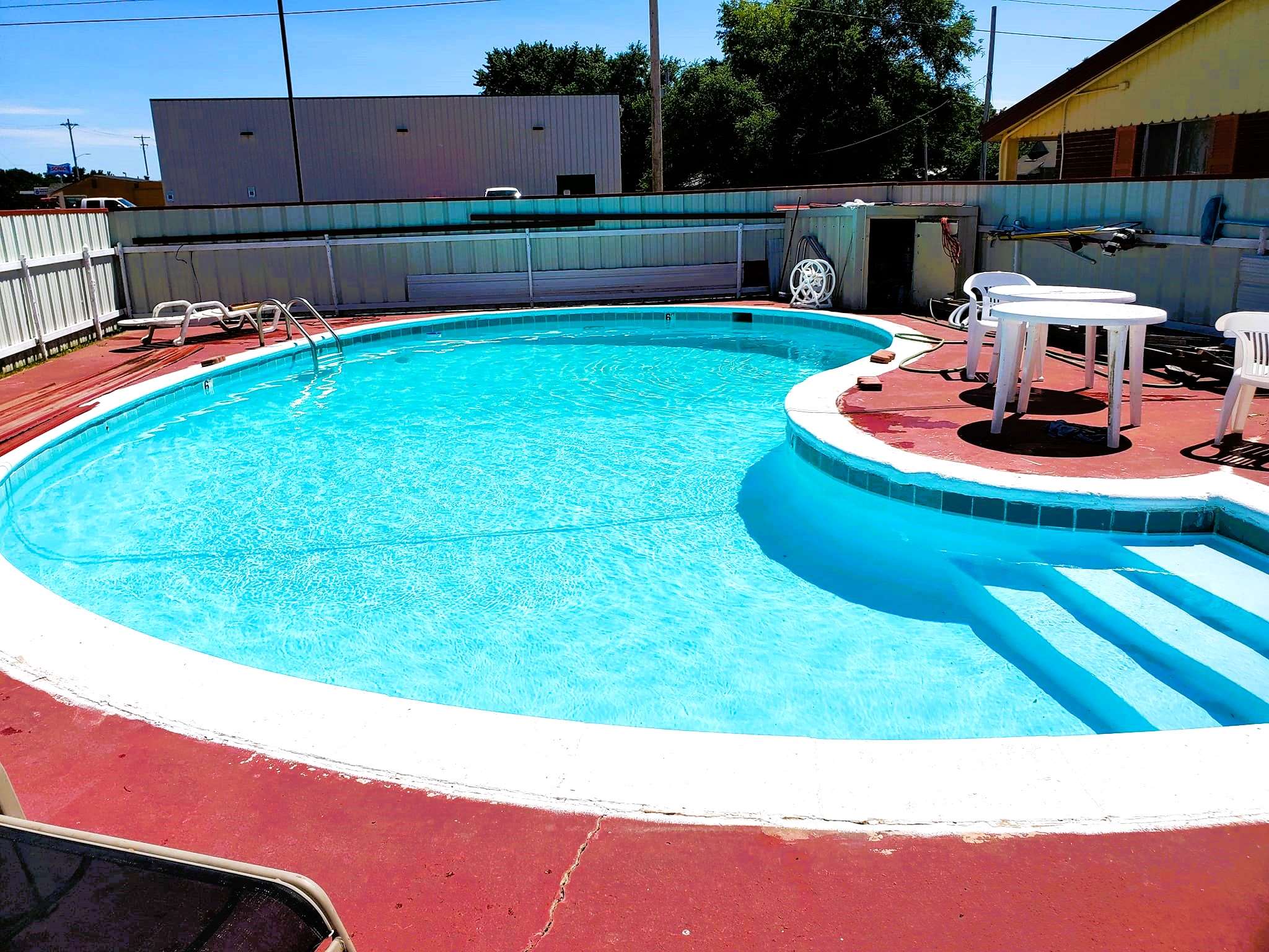 ABVI ArkansasCity Pool | Americas Best Value Inn Arkansas City