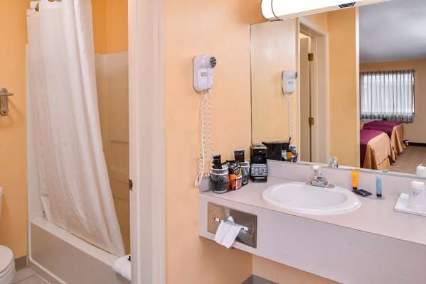  - Americas Best Value Inn Ellsworth
