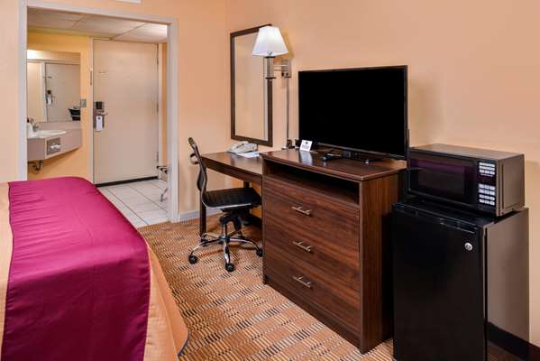  - Americas Best Value Inn Ellsworth