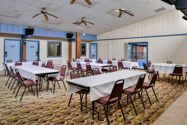  - Americas Best Value Inn Ellsworth