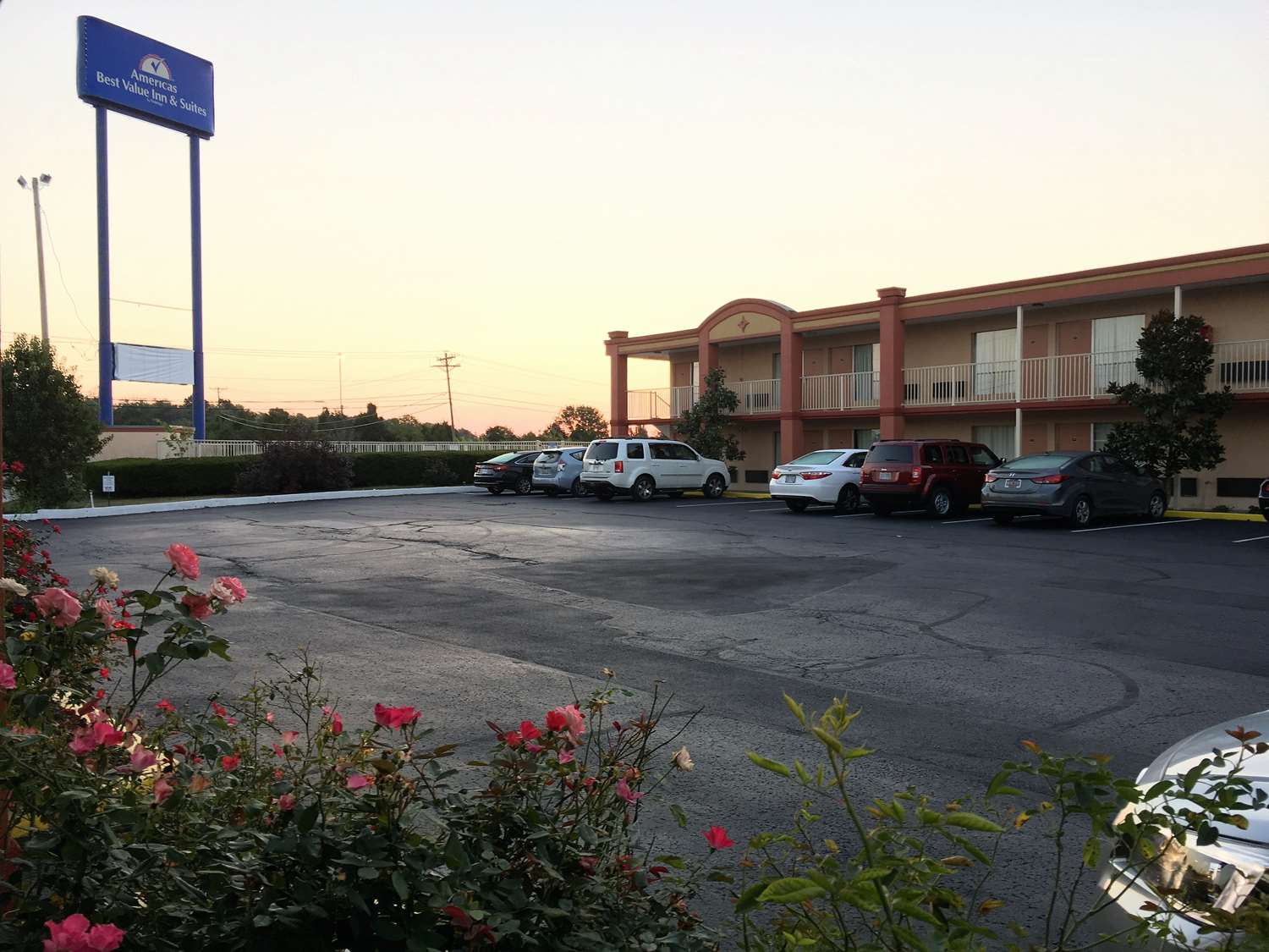 Americas Best Value Inn Suites Williamstown Ky See S Exterior View Americas Best Value Inn Suites Williamstown