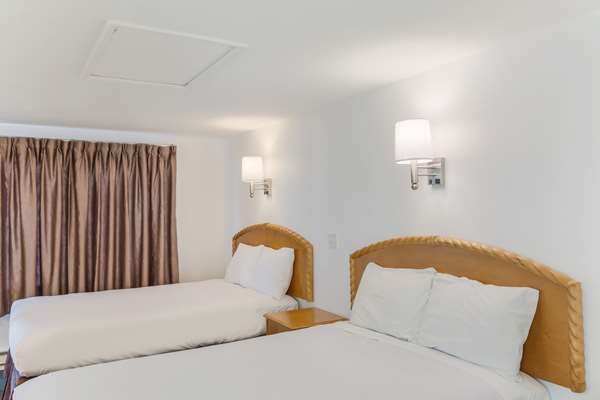  - Americas Best Value Inn & Suites Hyannis