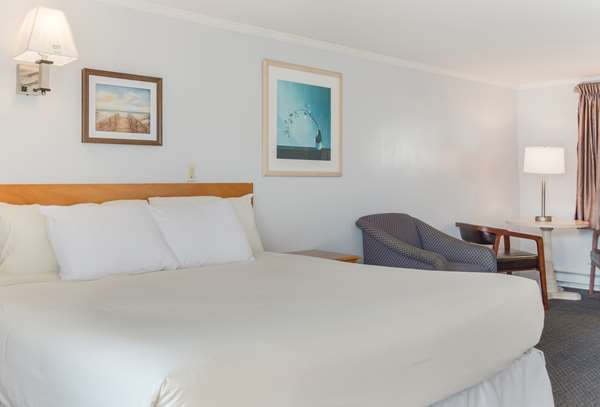  - Americas Best Value Inn & Suites Hyannis