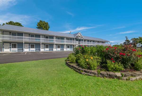 Exterior view - Americas Best Value Inn Scarborough