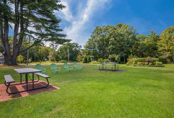 Exterior view - Americas Best Value Inn Scarborough