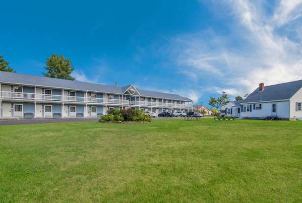 Exterior view - Americas Best Value Inn Scarborough