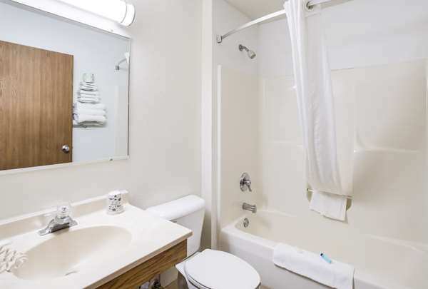  - Americas Best Value Inn Charlotte