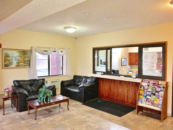  - Americas Best Value Inn Livonia - I-96, Exit 177