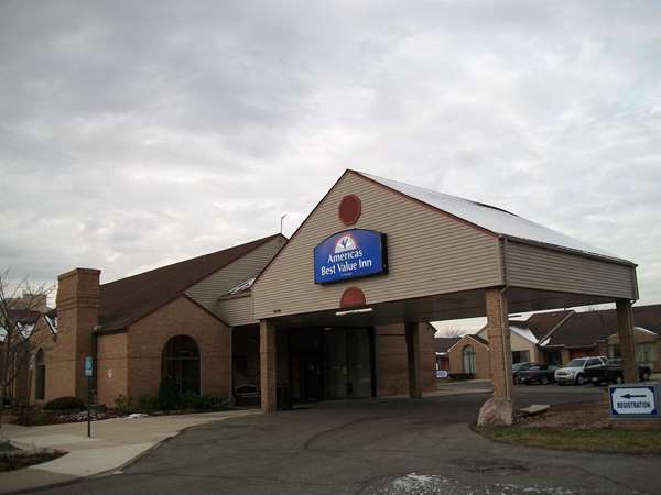 Exterior view - Americas Best Value Inn Detroit Airport Romulus