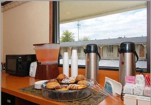  - Americas Best Value Inn & Suites Miller Road Warren